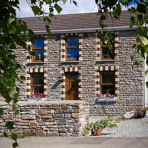  Bed & Breakfast North Gower United Kingdom