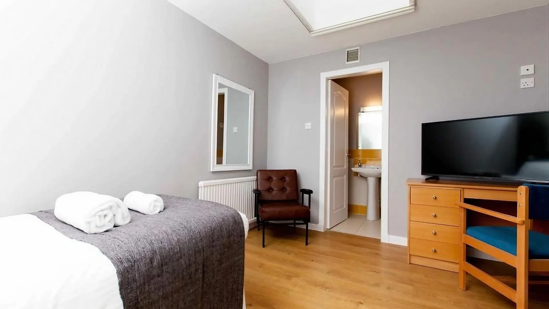 Citi Hotel Aberdeen